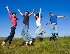 Dr. Milan Zver: "Proti brezposelnosti med mladimi se moramo boriti še bolj odločno"