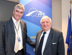 Dr. Zver s predsednikom Evropske Ljudske Stranke Josephom Daulom