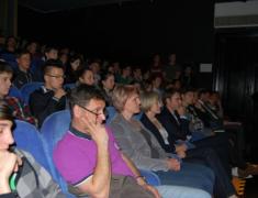 Dijaki Prve gimnazije Maribor predstavili izsledke ekskurzije v Bruselj