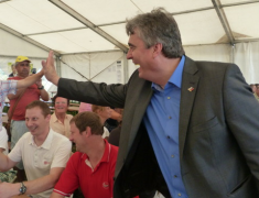 Dr. Milan Zver se je udeležil srečanja članic in članov SDS iz Gorenjske v Srednjih Bitnjah