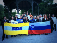 Obisk delegacije YEPP na Bledu Obisk delegacije YEPP na Bledu